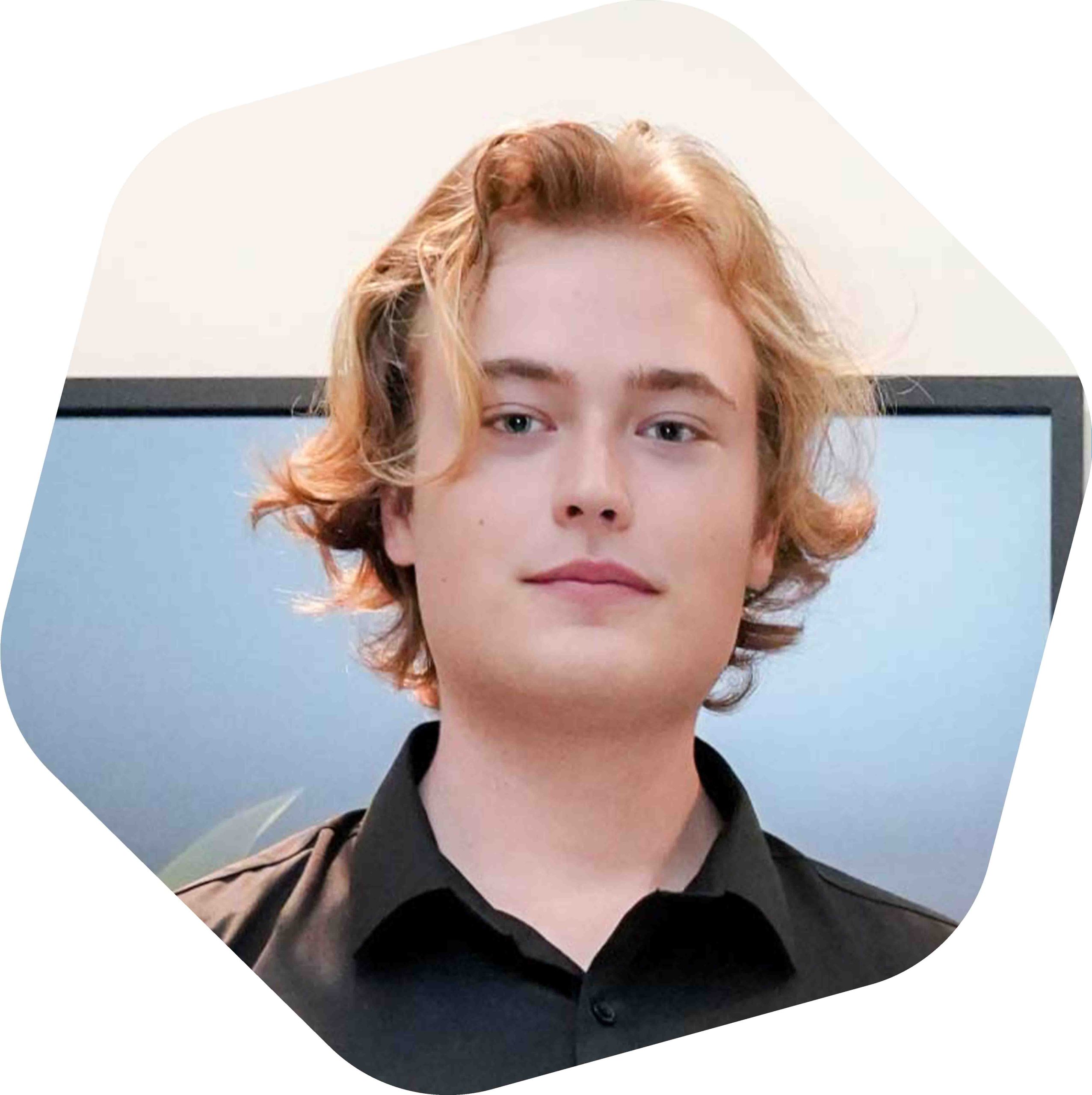 Mateusz M.